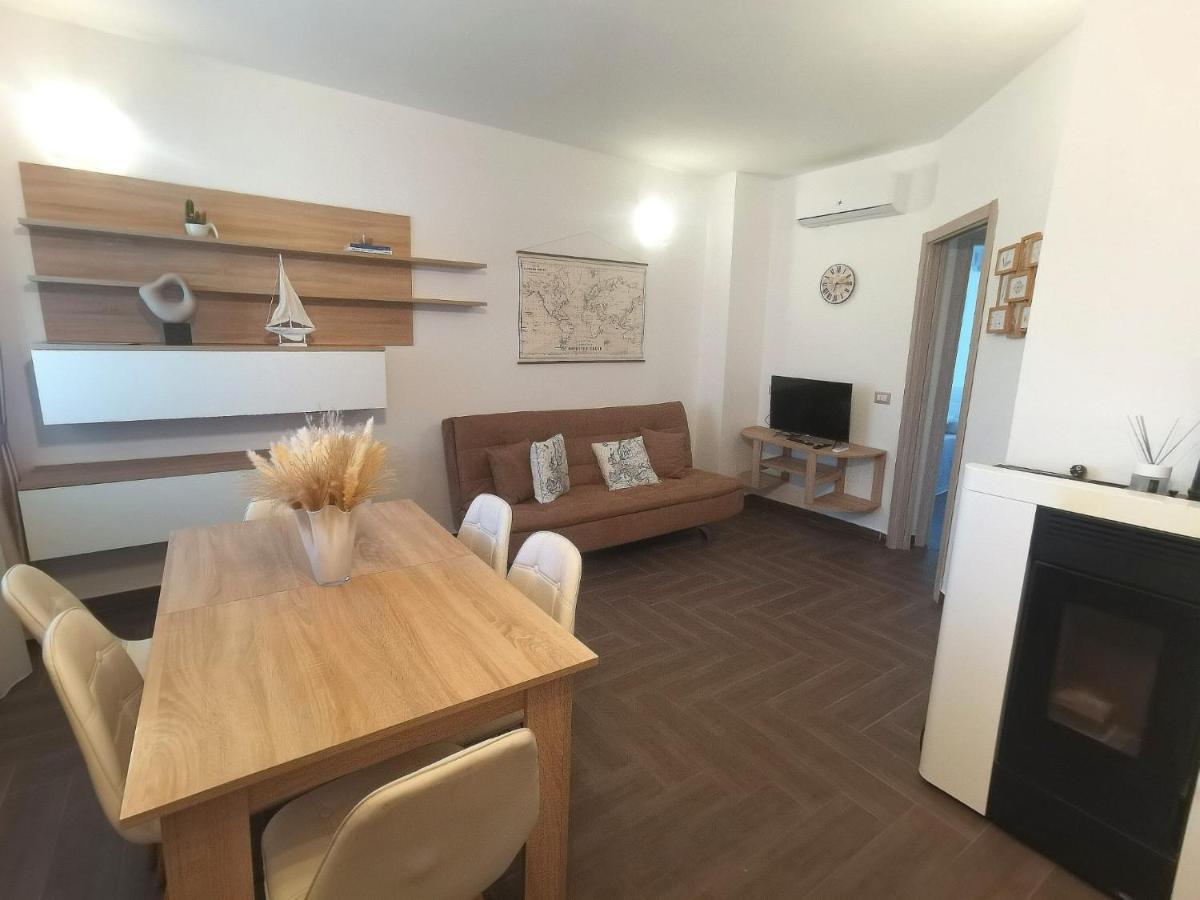 La Casetta Di Edo Villa Olbia Kültér fotó